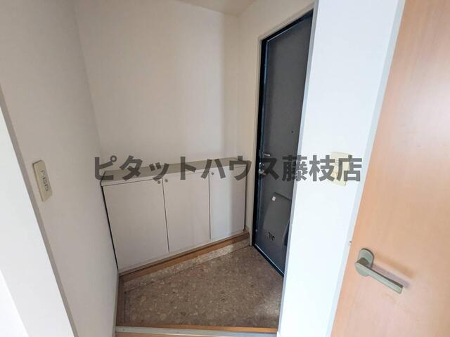 藤枝市高岡アパート 玄関