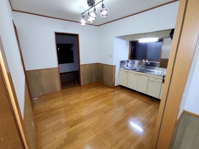 御前崎市佐倉一戸建 リビング