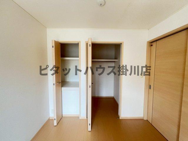 磐田市一言アパート 収納