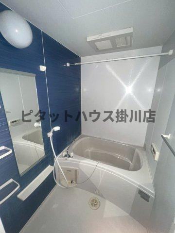 磐田市一言アパート バス／シャワー