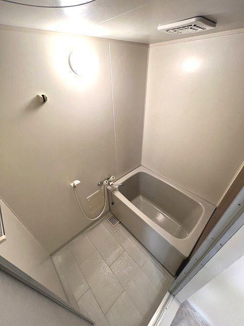 島田市中河町アパート バス／シャワー