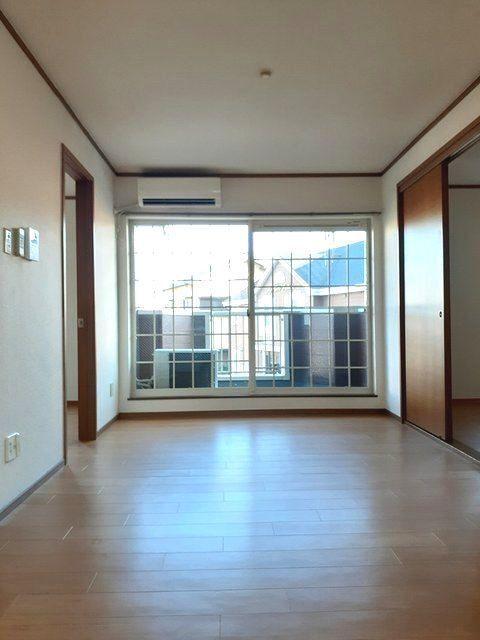 島田市旭アパート リビング