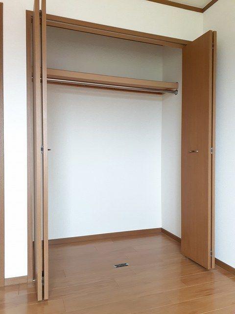 島田市中河アパート 収納