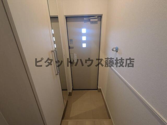 藤枝市音羽町アパート 玄関