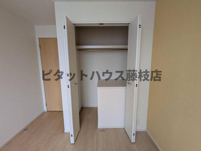 焼津市西小川アパート 収納