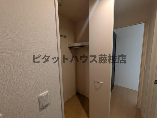 藤枝市五十海アパート 収納