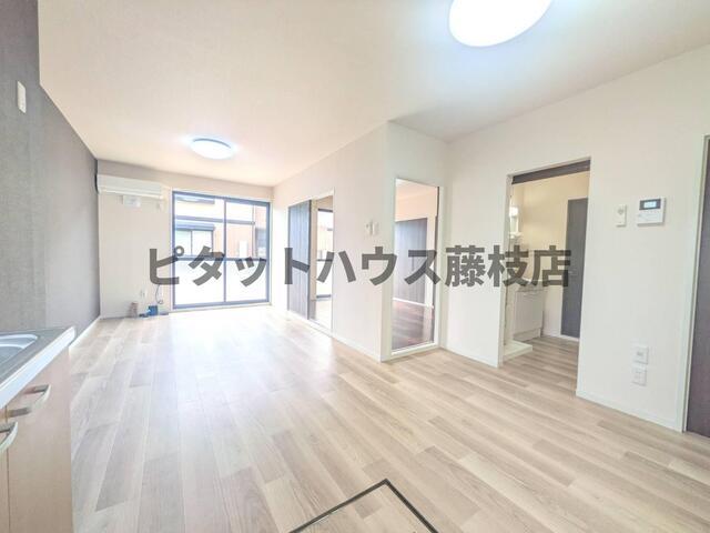 藤枝市志太アパート リビング