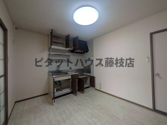 藤枝市志太アパート リビング