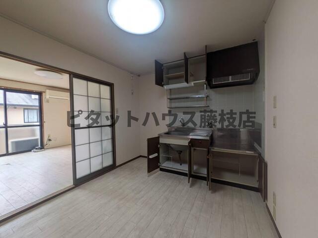 藤枝市志太アパート リビング