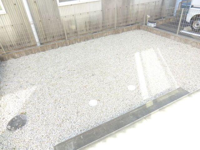 菊川市本所アパート 庭