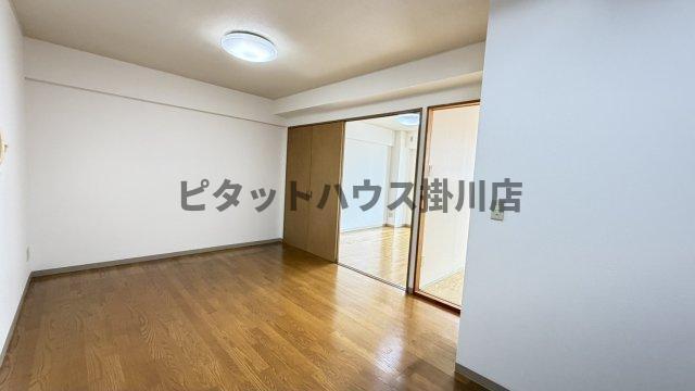 掛川市南アパート リビング