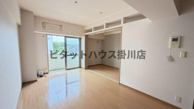 掛川市久保マンション リビング