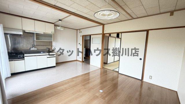 掛川市南マンション リビング