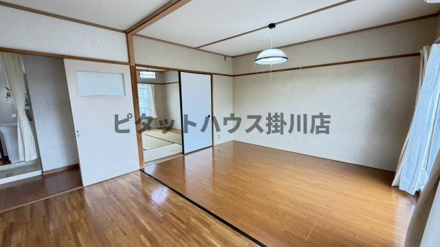 掛川市南マンション リビング