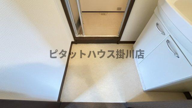 掛川市二瀬川マンション その他