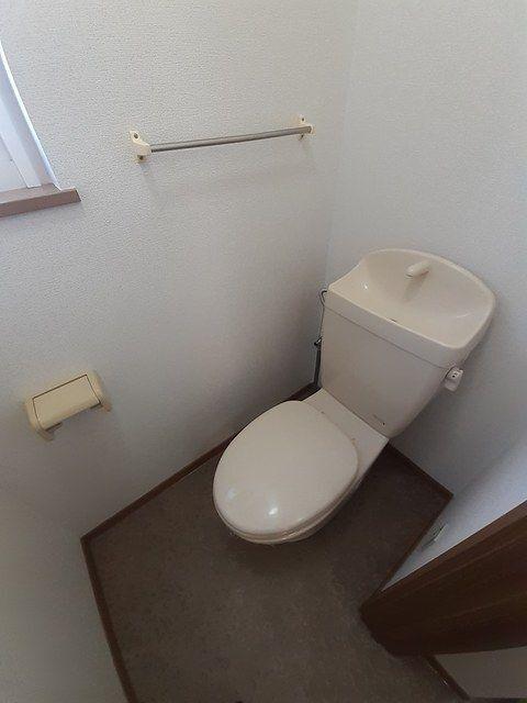掛川市三俣アパート トイレ