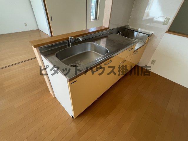 袋井市長溝一戸建 キッチン