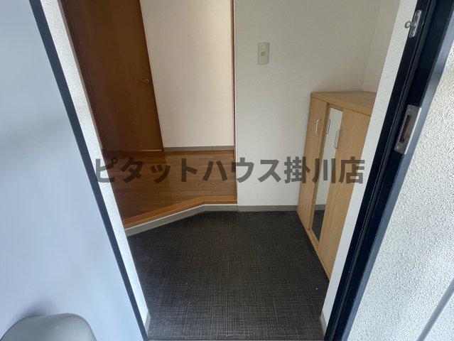 袋井市神長アパート 玄関