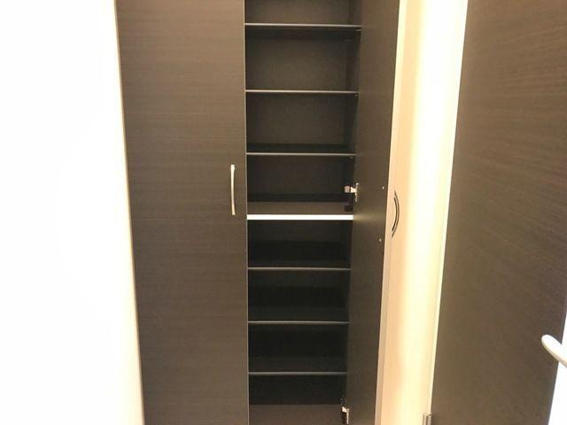 島田市中央町アパート 収納