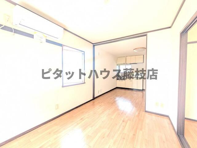 島田市岸町アパート リビング