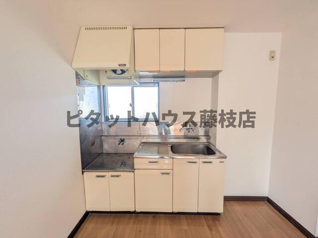 島田市岸町アパート キッチン