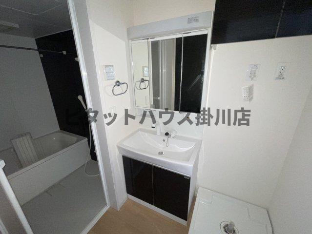 磐田市上岡田アパート 洗面