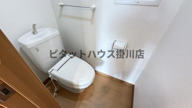 菊川市赤土アパート トイレ