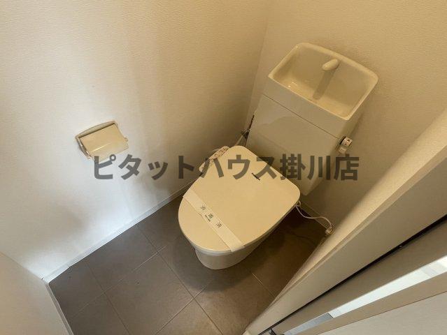 袋井市豊沢アパート トイレ