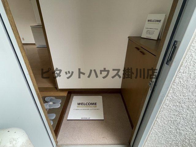袋井市豊沢アパート 玄関