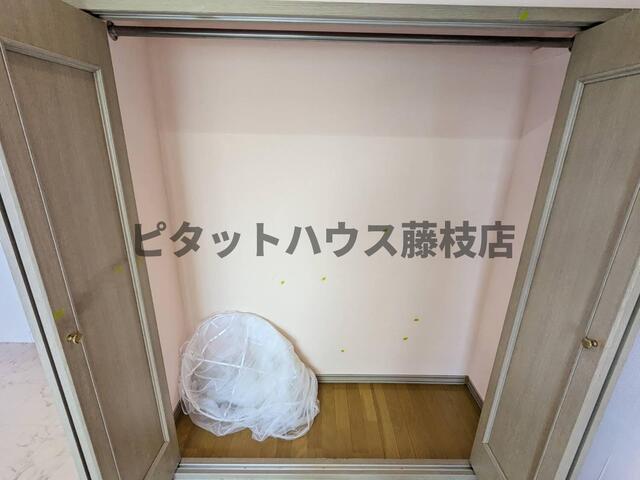 藤枝市泉町アパート 収納