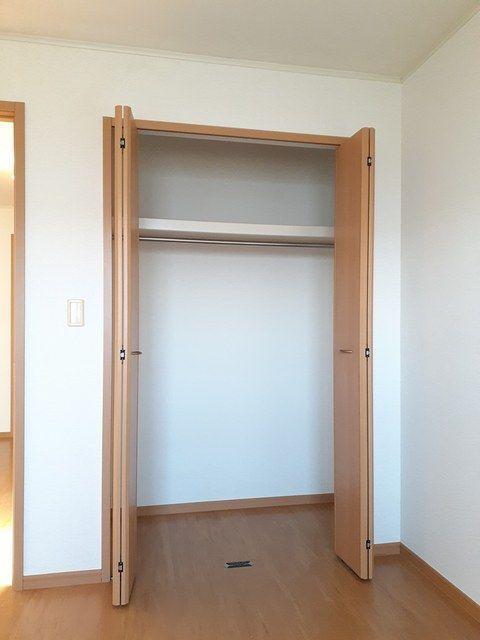 牧之原市静波アパート 収納