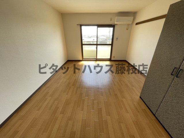 焼津市小柳津マンション リビング