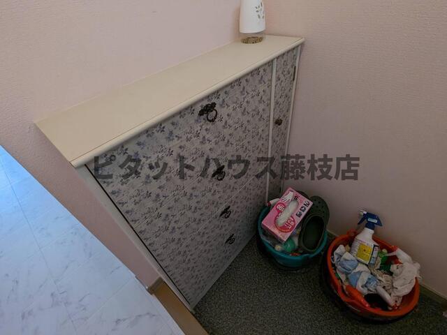 藤枝市泉町アパート 収納