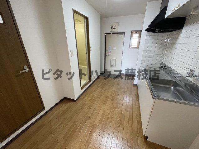 焼津市小柳津マンション キッチン