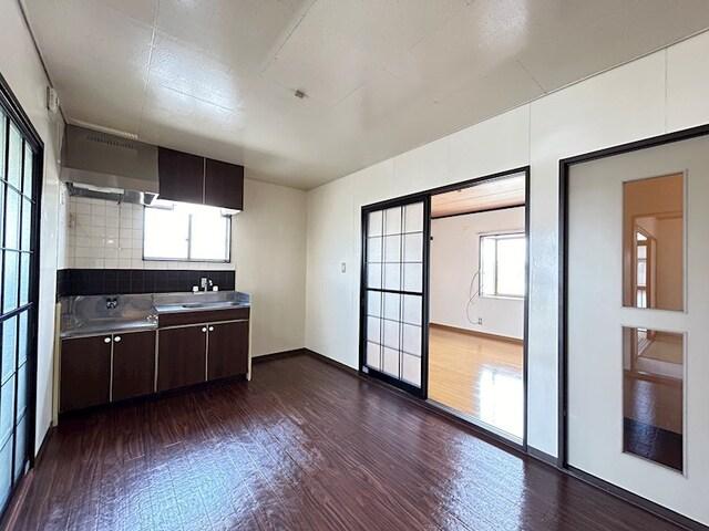 磐田市三ケ野台アパート リビング
