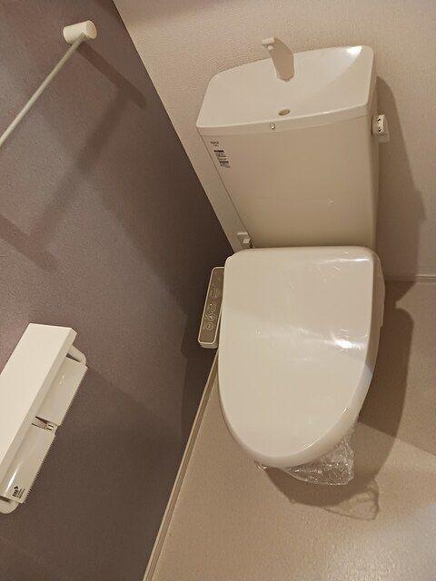 磐田市三ケ野アパート トイレ