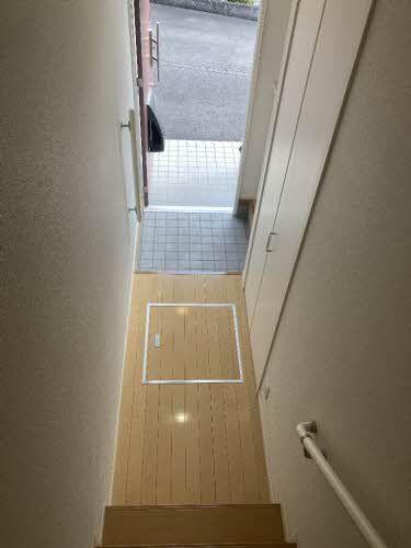 島田市金谷根岸町アパート 玄関