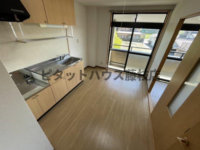島田市細島アパート リビング