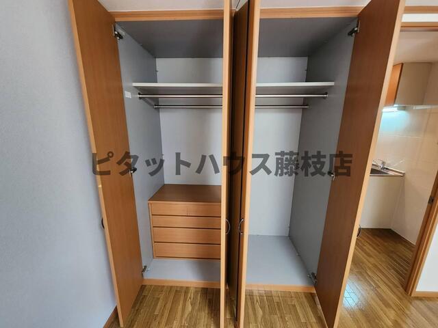 島田市金谷泉町アパート 収納