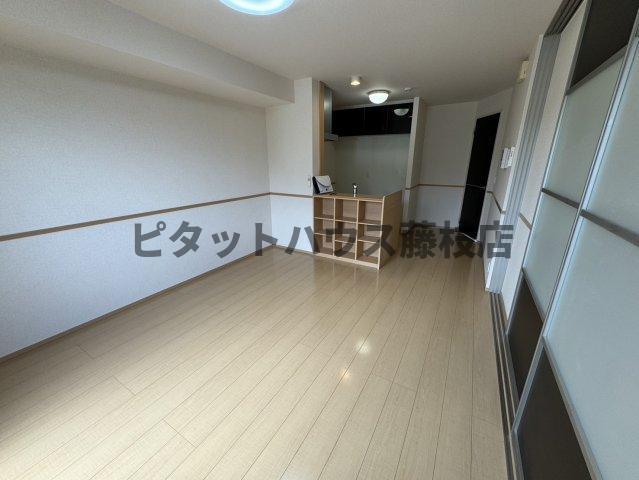 島田市岸町アパート リビング