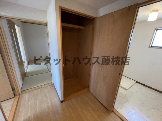 島田市細島アパート 収納