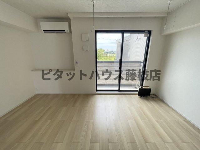 島田市井口アパート リビング