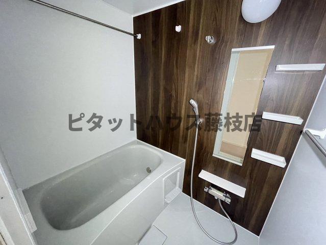 島田市井口アパート バス／シャワー
