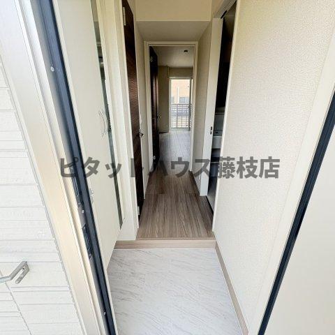 島田市中河アパート 玄関