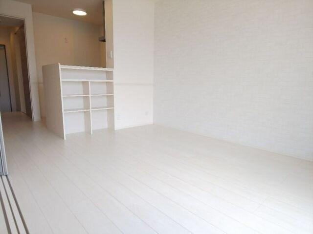 磐田市安久路アパート リビング