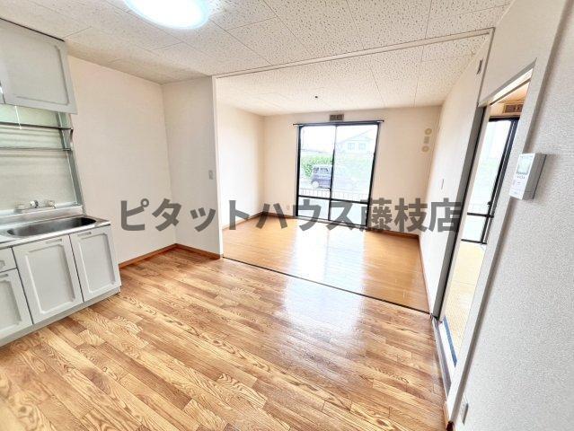 焼津市一色アパート リビング