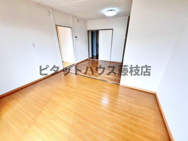 焼津市一色アパート リビング
