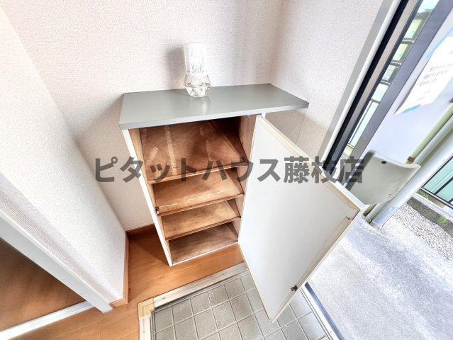 焼津市一色アパート 収納