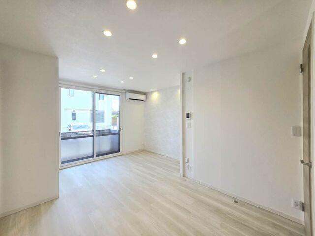 袋井市上山梨アパート リビング