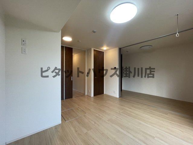 磐田市上大之郷アパート リビング